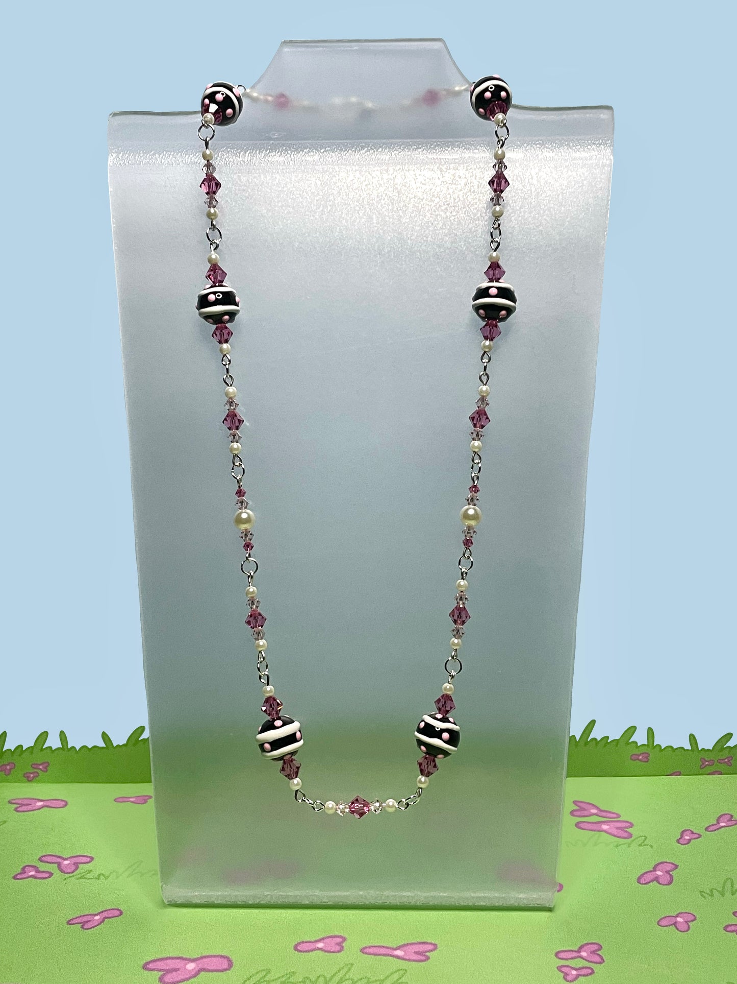 Black striped necklace