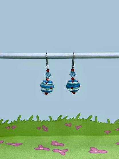 Striped earrings with dots